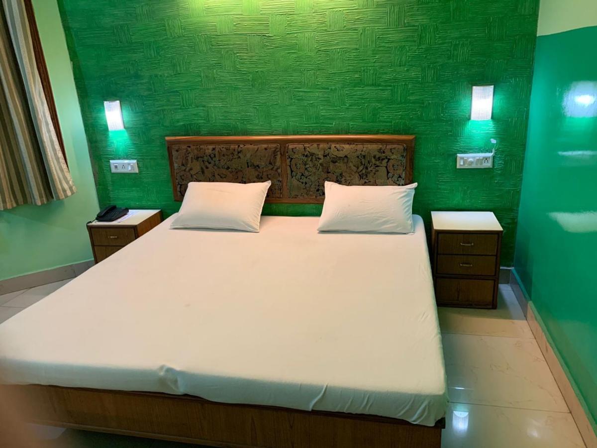 Hotel Raman'S Jagadhri Luaran gambar