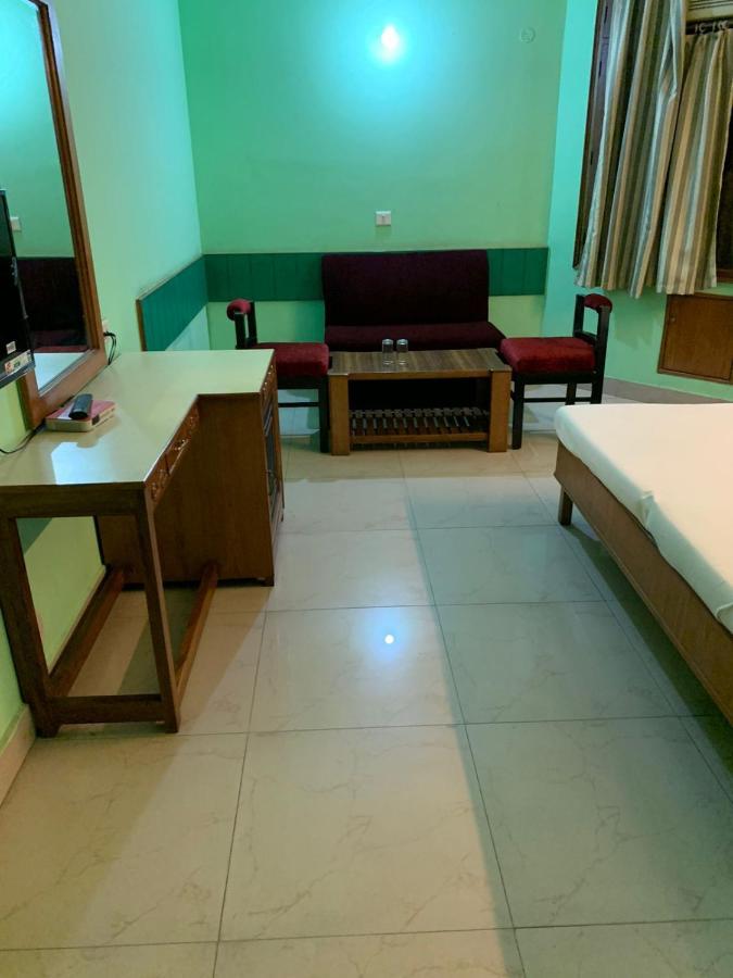 Hotel Raman'S Jagadhri Luaran gambar